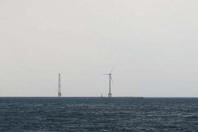 洋上風力発電.jpg
